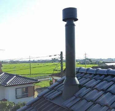 屋根出し二階建吹抜けあり
