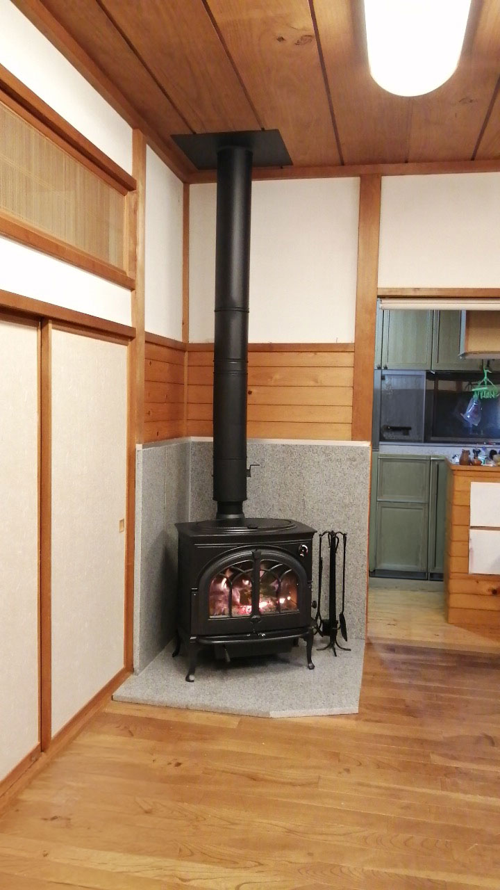 福島県南会津町で施工した薪ストーブ（ヨツール F600）