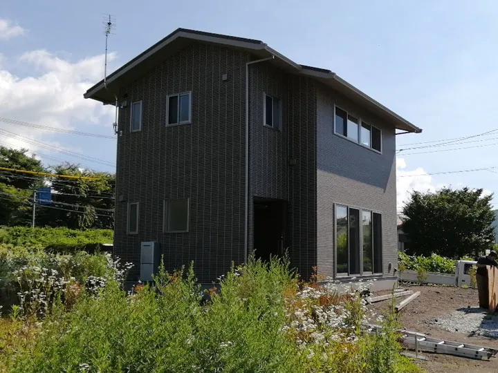 長野県軽井沢町に施工した薪ストーブ（クアドラファイア エクスプローラⅢ）